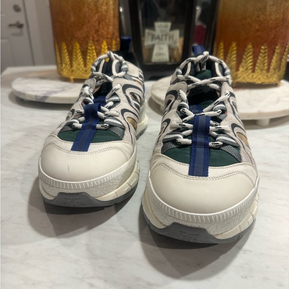 MEN BURBERRY SNEAKERS SIZE: 41